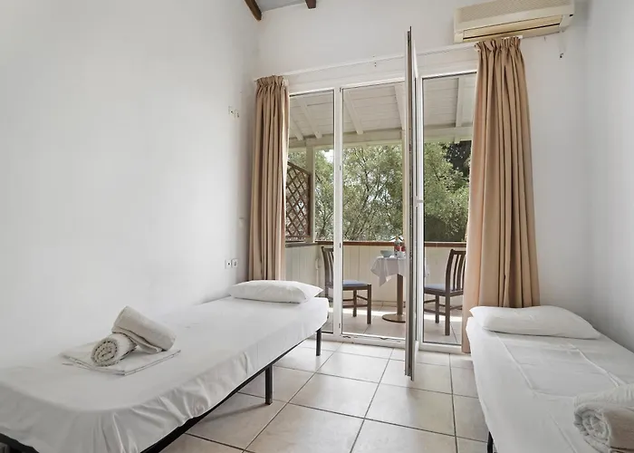 Mezoneta 3 * Nydri (Lefkada)