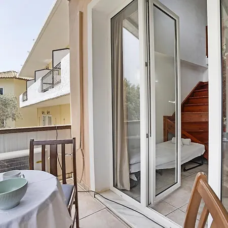 Mezoneta 3 * Nydri (Lefkada)