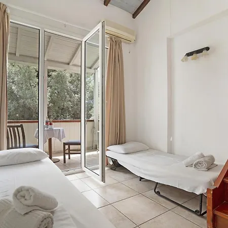 アパート Mezoneta 3 ニドリ