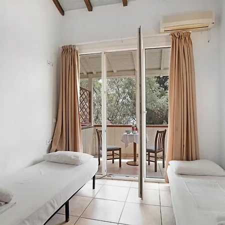 Mezoneta 3 * Nydri (Lefkada)