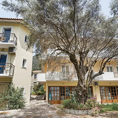 Apartment Mezoneta 3 Nydri (Lefkada)